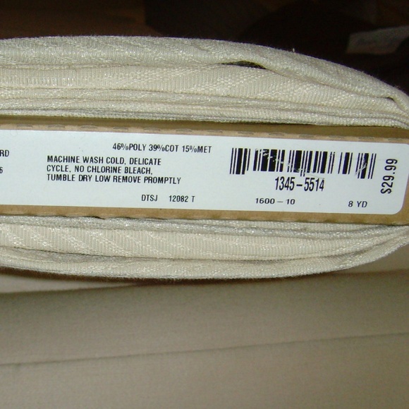 David Tutera Off White Swirl Jacquard Fabric - Picture 8 of 9